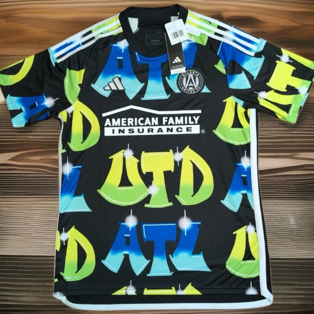 Adidas Atlanta United FC MLS Soccer 23/24 Third Jersey Graffiti Men’s Large NWT